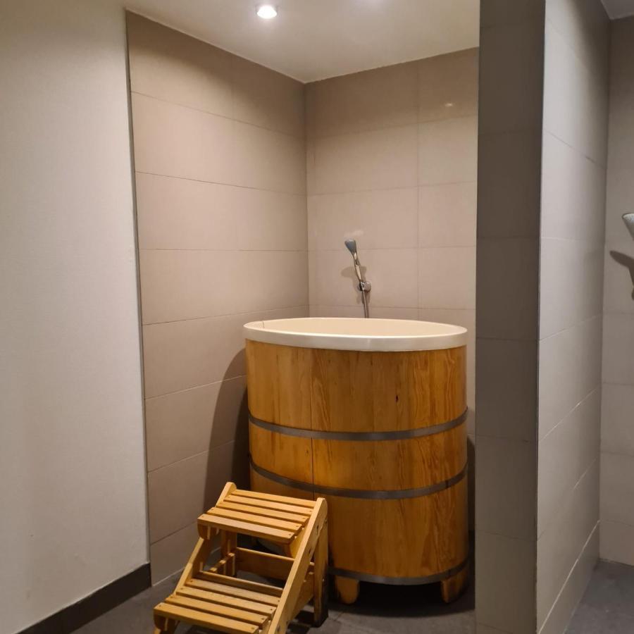 שייננה Apartament Czarna Gora Bormio 2 מראה חיצוני תמונה